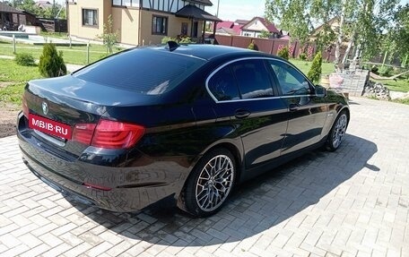 BMW 5 серия, 2011 год, 2 500 000 рублей, 8 фотография