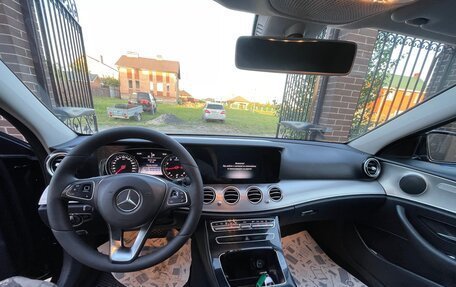 Mercedes-Benz E-Класс, 2018 год, 2 850 000 рублей, 5 фотография