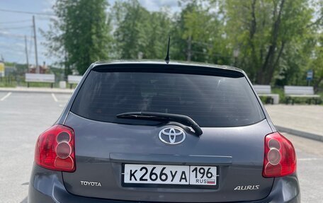 Toyota Auris II, 2007 год, 950 000 рублей, 6 фотография