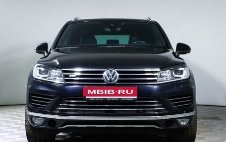 Volkswagen Touareg III, 2017 год, 3 990 000 рублей, 2 фотография