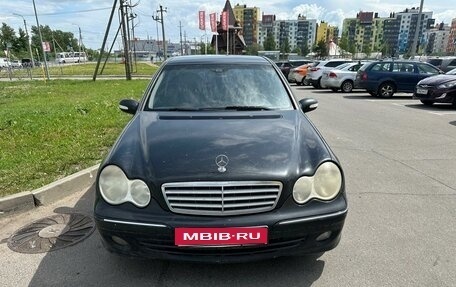Mercedes-Benz C-Класс, 2004 год, 550 052 рублей, 1 фотография