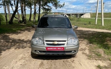 Chevrolet Niva I рестайлинг, 2012 год, 560 000 рублей, 2 фотография
