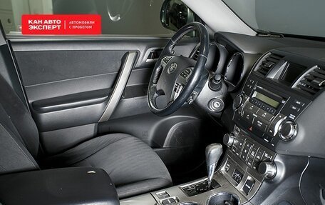 Toyota Highlander III, 2012 год, 2 263 000 рублей, 4 фотография