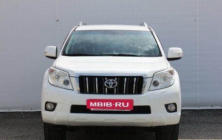 Toyota Land Cruiser Prado 150 рестайлинг 2, 2012 год, 3 440 000 рублей, 2 фотография