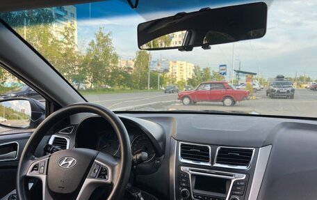 Hyundai Solaris II рестайлинг, 2016 год, 1 100 000 рублей, 10 фотография