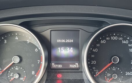 Volkswagen Tiguan II, 2018 год, 2 150 000 рублей, 10 фотография