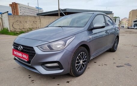 Hyundai Solaris II рестайлинг, 2017 год, 970 000 рублей, 4 фотография