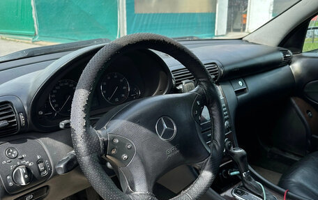 Mercedes-Benz C-Класс, 2004 год, 550 052 рублей, 3 фотография
