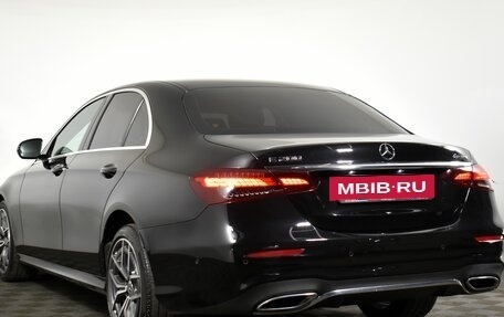 Mercedes-Benz E-Класс, 2020 год, 4 880 000 рублей, 6 фотография