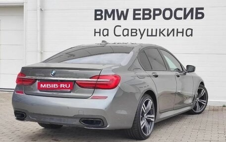 BMW 7 серия, 2018 год, 4 600 000 рублей, 2 фотография