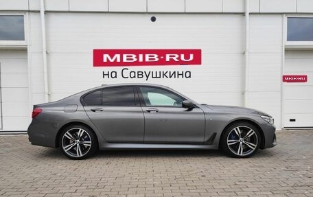 BMW 7 серия, 2018 год, 4 600 000 рублей, 6 фотография