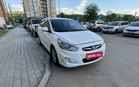 Hyundai Solaris II рестайлинг, 2012 год, 950 000 рублей, 2 фотография