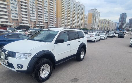 Mitsubishi Pajero Sport II рестайлинг, 2012 год, 1 500 000 рублей, 2 фотография