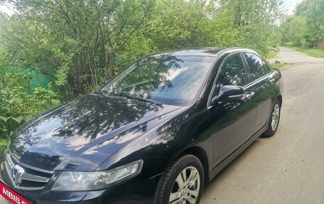 Honda Accord VII рестайлинг, 2006 год, 850 000 рублей, 1 фотография