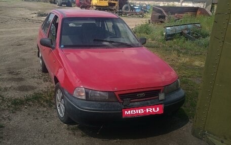 Daewoo Nexia I рестайлинг, 1997 год, 95 000 рублей, 1 фотография