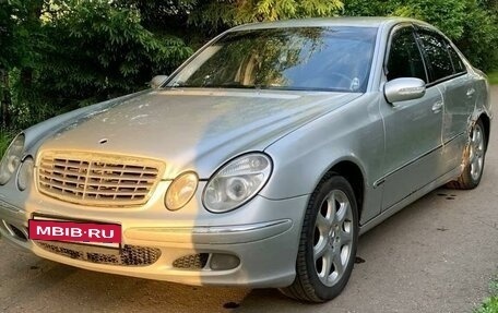 Mercedes-Benz E-Класс, 2002 год, 700 000 рублей, 2 фотография