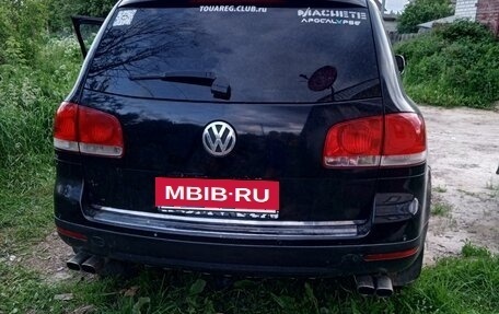 Volkswagen Touareg III, 2003 год, 830 000 рублей, 4 фотография