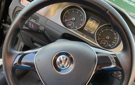 Volkswagen Golf VII, 2013 год, 988 000 рублей, 20 фотография