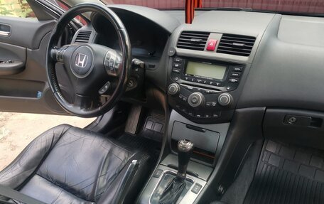 Honda Accord VII рестайлинг, 2006 год, 850 000 рублей, 6 фотография