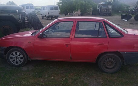 Daewoo Nexia I рестайлинг, 1997 год, 95 000 рублей, 2 фотография