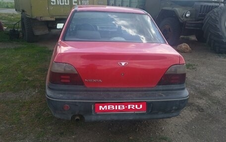 Daewoo Nexia I рестайлинг, 1997 год, 95 000 рублей, 4 фотография