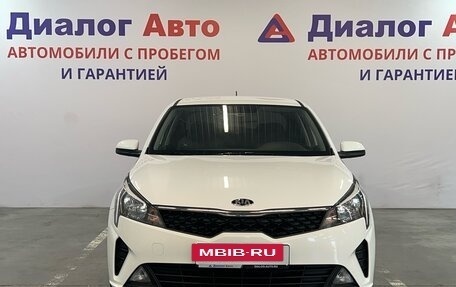 KIA Rio IV, 2021 год, 1 829 000 рублей, 2 фотография