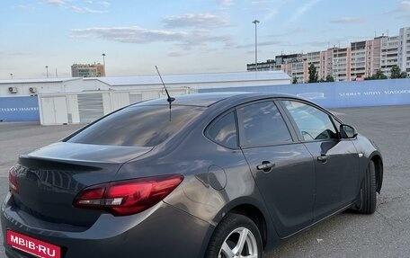 Opel Astra J, 2012 год, 900 000 рублей, 6 фотография
