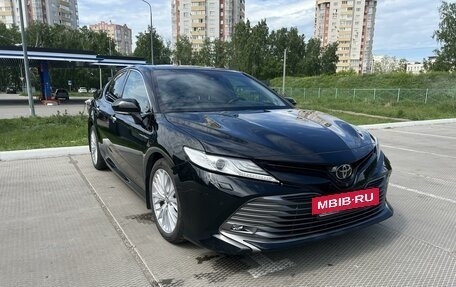 Toyota Camry, 2018 год, 3 050 000 рублей, 4 фотография