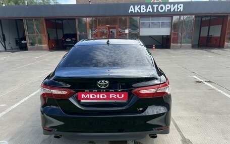 Toyota Camry, 2018 год, 3 050 000 рублей, 6 фотография