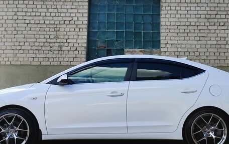 Hyundai Elantra VI рестайлинг, 2017 год, 1 670 000 рублей, 7 фотография