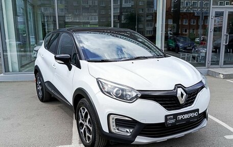 Renault Kaptur I рестайлинг, 2017 год, 1 863 000 рублей, 3 фотография