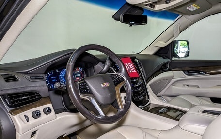 Cadillac Escalade IV, 2020 год, 7 295 000 рублей, 16 фотография