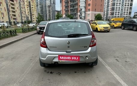 Renault Sandero I, 2014 год, 555 000 рублей, 4 фотография