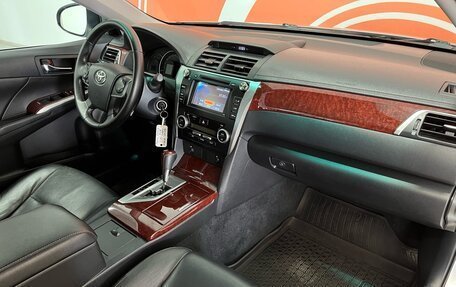 Toyota Camry, 2012 год, 1 799 000 рублей, 26 фотография