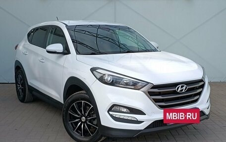 Hyundai Tucson III, 2016 год, 2 120 000 рублей, 2 фотография