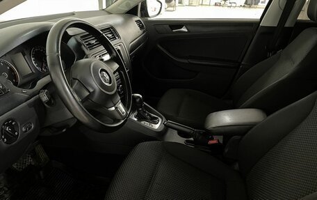 Volkswagen Jetta VI, 2013 год, 899 000 рублей, 12 фотография