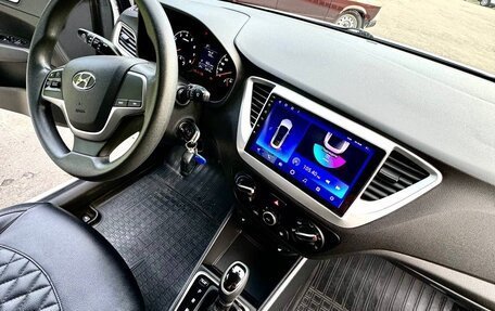 Hyundai Solaris II рестайлинг, 2019 год, 1 780 000 рублей, 11 фотография