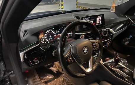 BMW 6 серия, 2018 год, 3 300 000 рублей, 11 фотография