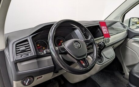 Volkswagen Caravelle T6 рестайлинг, 2019 год, 3 095 000 рублей, 16 фотография