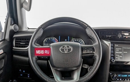 Toyota Fortuner II, 2021 год, 5 160 000 рублей, 22 фотография