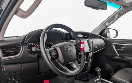 Toyota Fortuner II, 2021 год, 5 160 000 рублей, 16 фотография