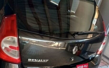 Renault Sandero I, 2012 год, 670 000 рублей, 2 фотография