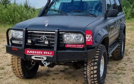 Toyota Land Cruiser 80 рестайлинг, 1995 год, 1 500 000 рублей, 3 фотография