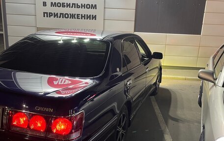 Toyota Crown, 2000 год, 900 000 рублей, 9 фотография