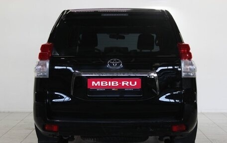 Toyota Land Cruiser Prado 150 рестайлинг 2, 2011 год, 2 399 000 рублей, 6 фотография