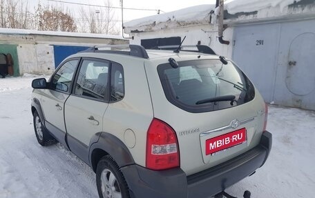 Hyundai Tucson III, 2008 год, 750 000 рублей, 4 фотография