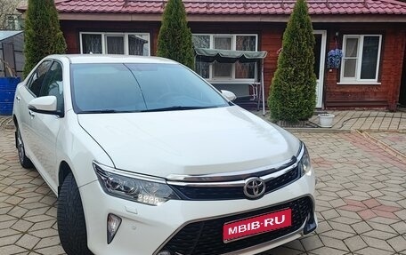 Toyota Camry, 2018 год, 2 700 000 рублей, 1 фотография