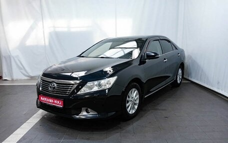 Toyota Camry, 2012 год, 1 950 000 рублей, 1 фотография