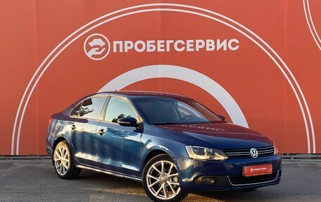 Volkswagen Jetta VI, 2014 год, 1 050 000 рублей, 3 фотография