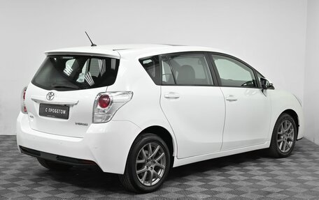 Toyota Verso I, 2015 год, 2 449 000 рублей, 17 фотография